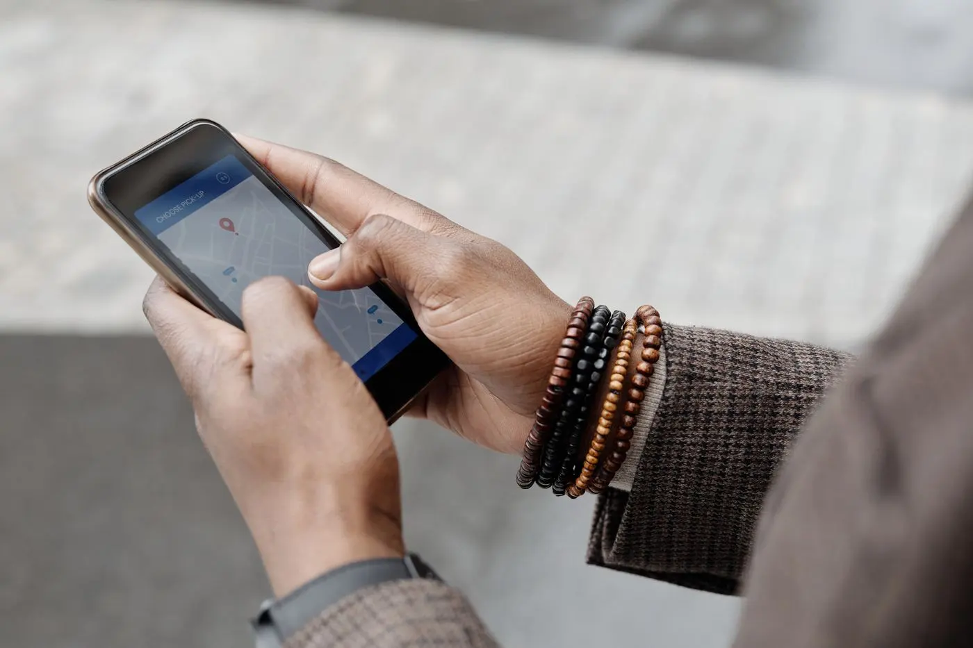 Person searching for a nearby business on a smartphone